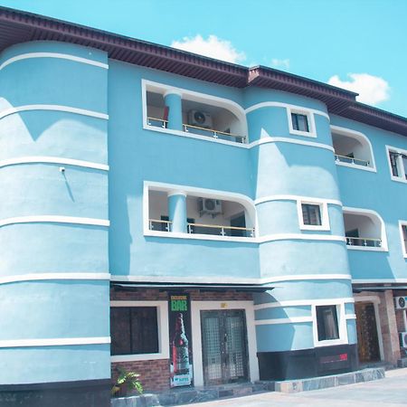 Kay Luxury Suites Uyo Zewnętrze zdjęcie