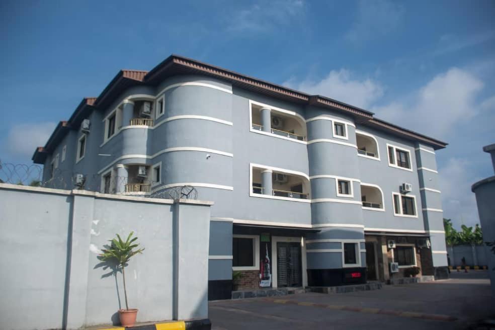 Kay Luxury Suites Uyo Zewnętrze zdjęcie